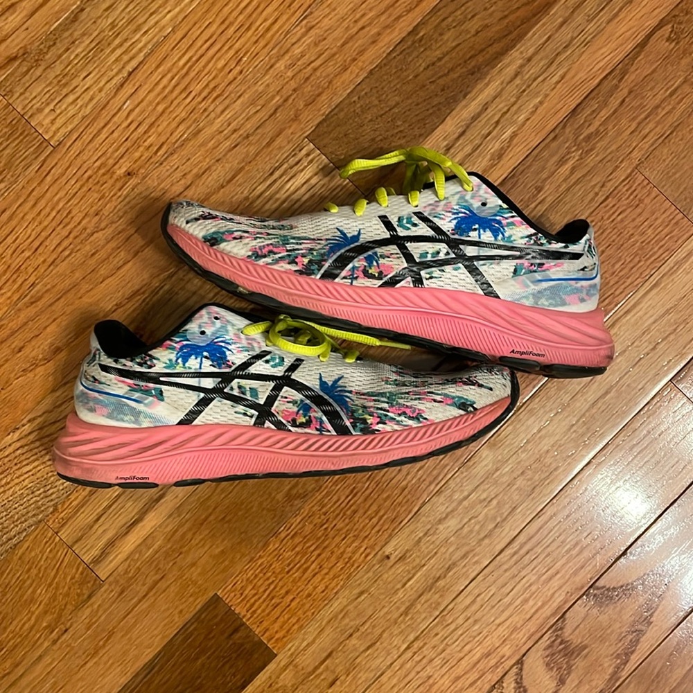 Women’s ASICS